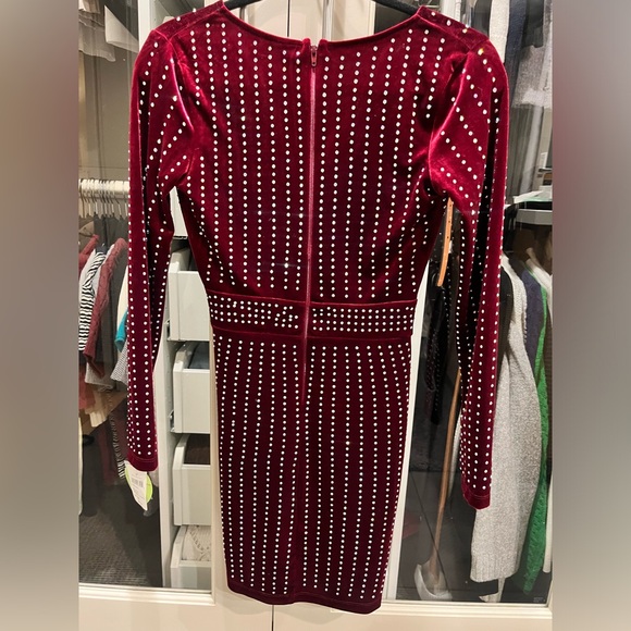 WINDSOR *NWT* Alexa Velvet Wrap Dress Burgundy Sparkly Longsleeve Mini Dress XS - Picture 8 of 8